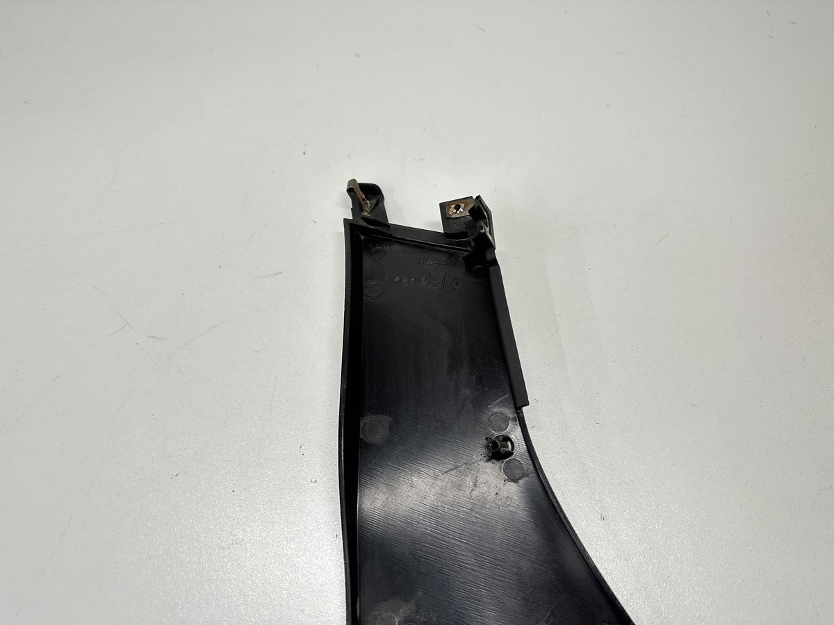 Dratom Parts piece scooter Piaggio MP3 300 2010 2011 2012 2013 08 20241120 155233 PLASTIQUE BAS DE CAISSE PIAGGIO MP3 300 IE LT 2010-2014 – Image 4