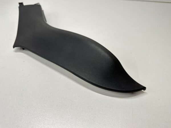 CACHE PLASTIQUE DROIT PIAGGIO MP3 300 IE LT 2010-2014 – Image 2