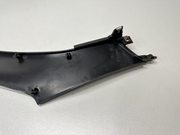 CACHE PLASTIQUE DROIT PIAGGIO MP3 300 IE LT 2010-2014 – Image 4