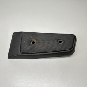 CACHE PLASTIQUE REPOSE PIED PIAGGIO MP3 300 IE LT 2010-2014