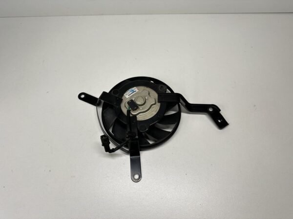VENTILATEUR TRIUMPH STREET TRIPLE 675 2013-2016 – Image 2