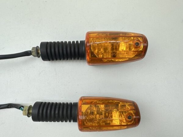 CLIGNOTANTS AVANT KYMCO CK 125 PULSAR 2003-2007 – Image 3