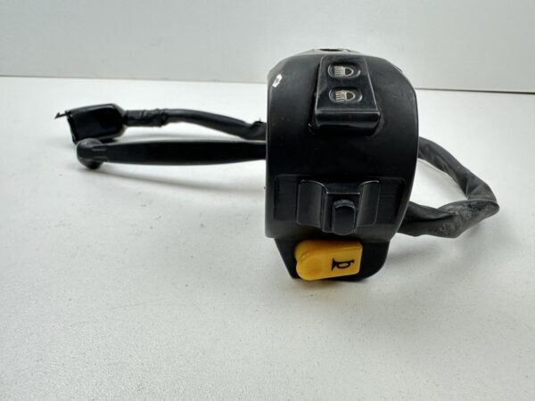 COMMODO GAUCHE PEUGEOT KISBEE 50 2T 2013-2017 – Image 6