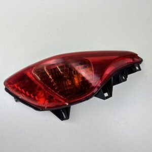 FEU ARRIERE DROIT HONDA FORZA 250 2005-2008