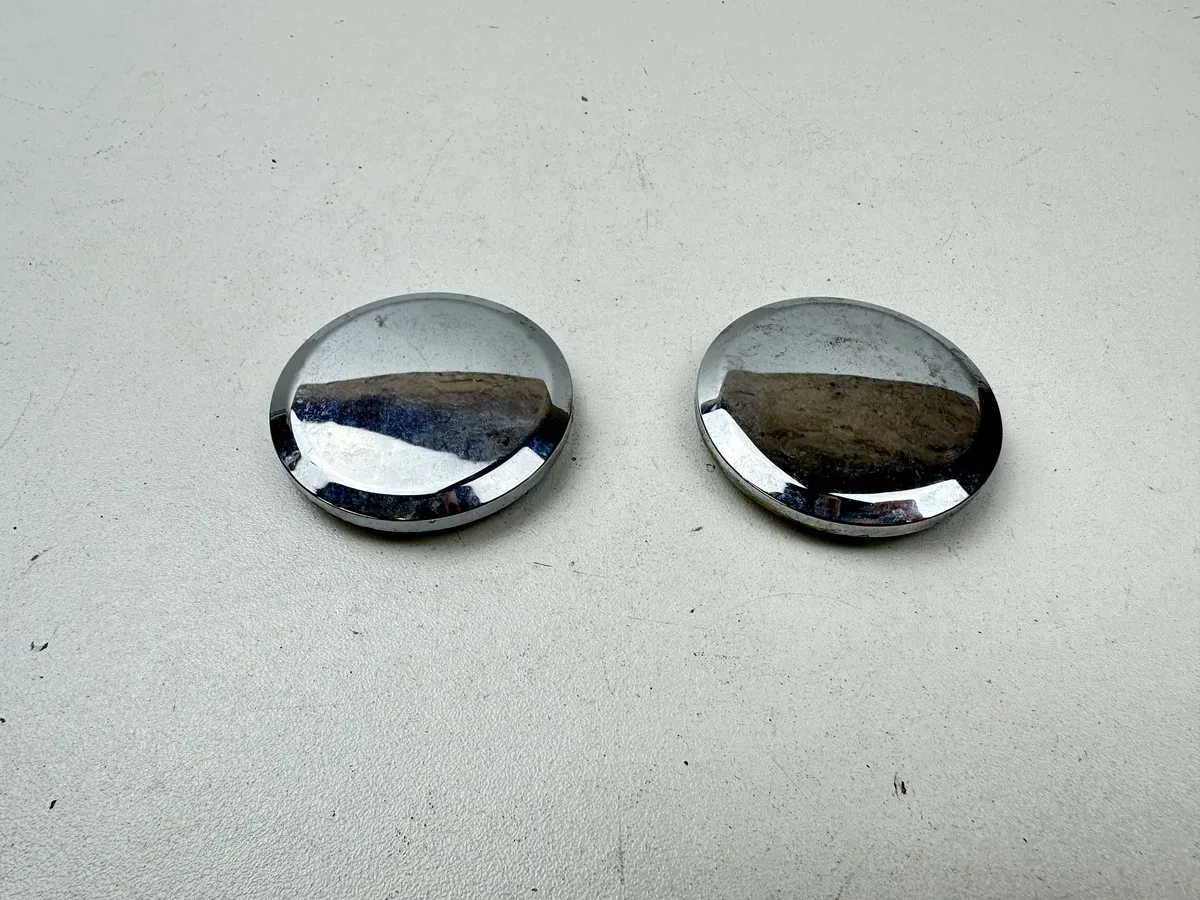 Dratom Parts piece moto 20 20241228 151833 CACHES AXE BRAS OSCILLANT SUZUKI GSF 600 BANDIT 2000-2004