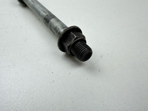 AXE DE ROUE ARRIERE HONDA CM 125 1988-1995 – Image 3