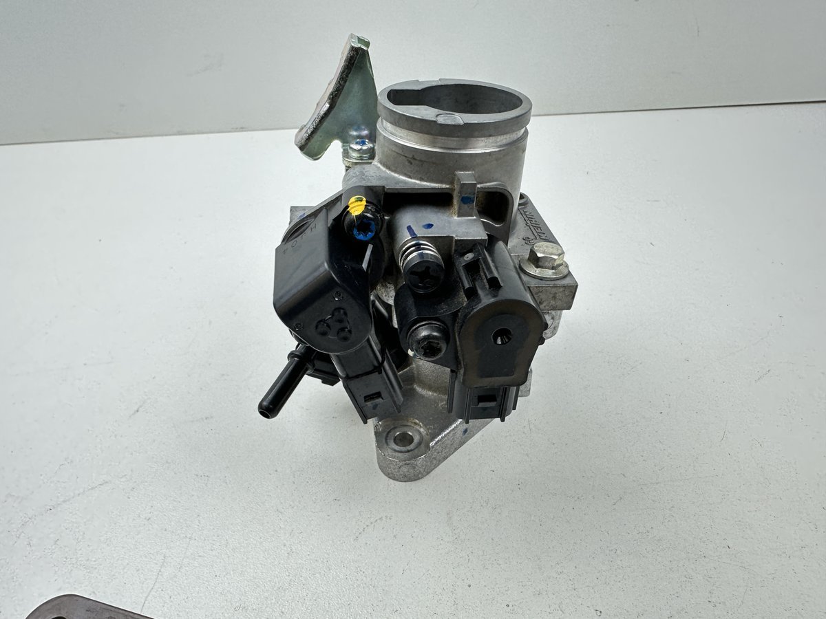 Dratom Parts piece moto 24 20241214 180215 CORPS INJECTION HONDA CB 125 F 2015-2019 – Image 7