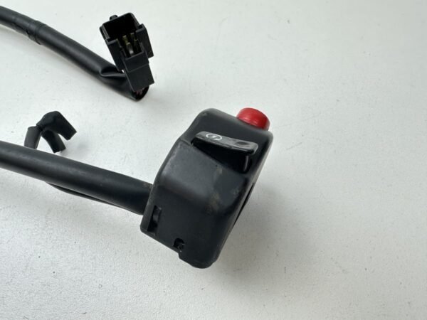 COMMODO DROIT TRIUMPH STREET TRIPLE 675 2013-2016 – Image 3