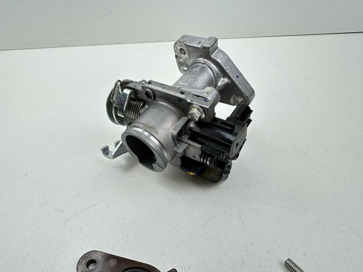 Dratom Parts piece moto 27 20241214 180232 CORPS INJECTION HONDA CB 125 F 2015-2019 – Image 4