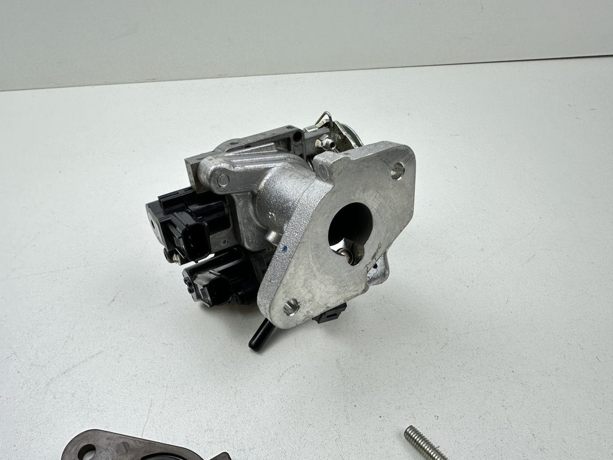 Dratom Parts piece moto 28 20241214 180238 CORPS INJECTION HONDA CB 125 F 2015-2019 – Image 3