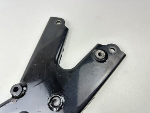 SUPPORT MOTEUR SUZUKI 125 BURGMAN 2002-2007 – Image 3