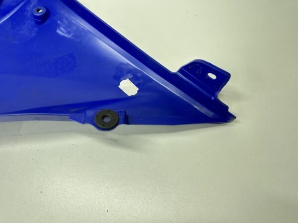 ÉCOPE DROITE RESERVOIR SUZUKI DR 125 SM 2009-2010 – Image 8