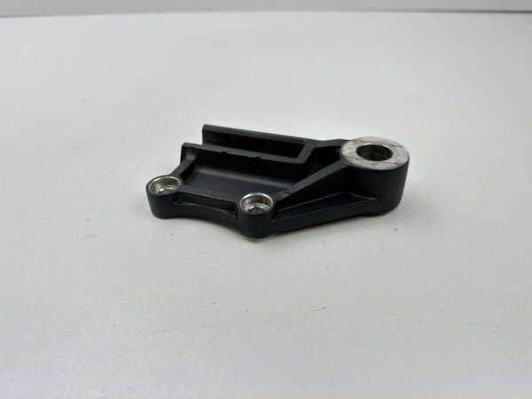 PLATINE FIXATION ETRIER FREIN ARRIERE KAWASAKI Z 300 2015-2017 – Image 2