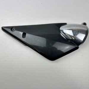 CACHE LATERAL DROIT SUZUKI GSF 600 BANDIT 2000-2004