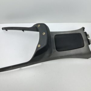 CARÉNAGE TRAPPE A ESSENCE PIAGGIO X7 125 2008-2010