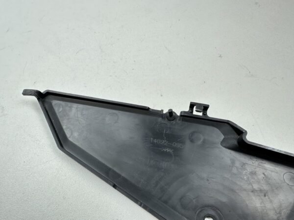 CACHE PLASTIQUE DE CADRE GAUCHE KAWASAKI Z 300 2015-2017 – Image 4