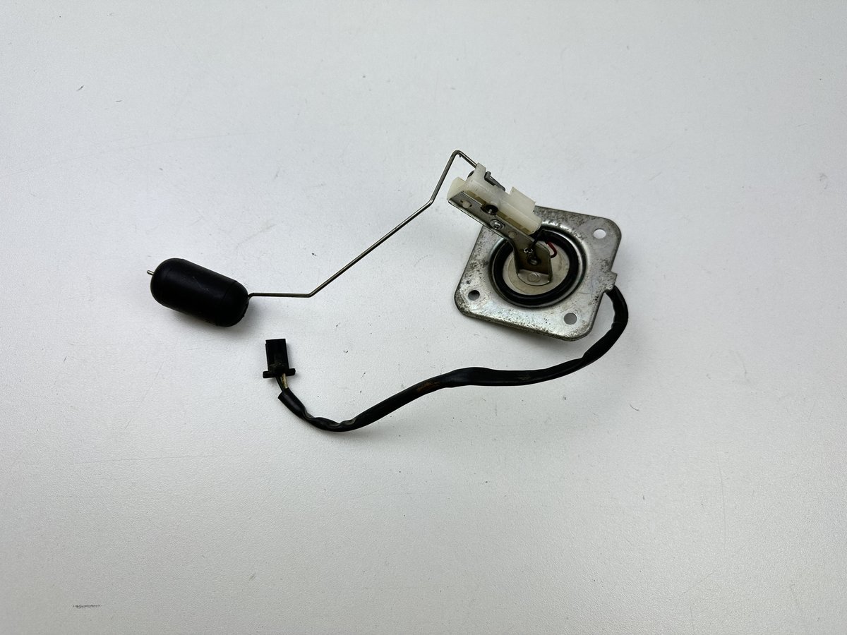 Dratom Parts piece moto 54 20241217 144929 JAUGE ESSENCE HONDA CBF 125 2009-2014