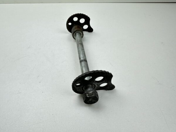 AXE DE ROUE ARRIERE YAMAHA SR 125 1996-2000 – Image 2