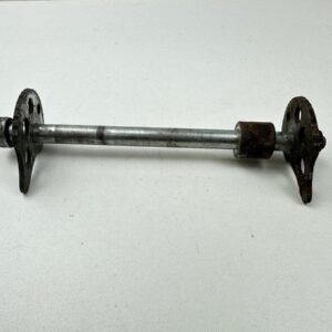 AXE DE ROUE ARRIERE YAMAHA SR 125 1996-2000