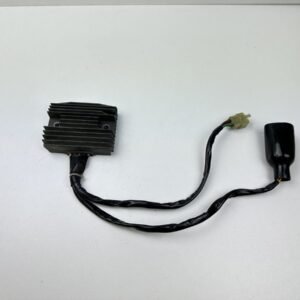 REGULATEUR DE TENSION HONDA CB 900 F HORNET 2002-2003