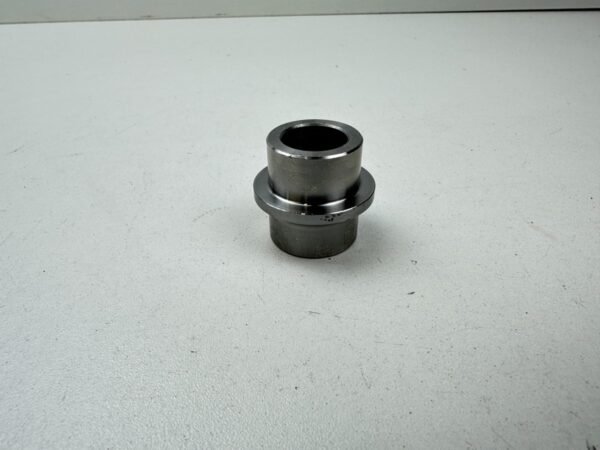 ENTRETOISE PORTE COURONNE KAWASAKI Z 300 2015-2017