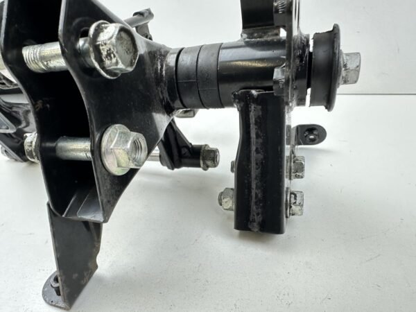 SUPPORTS MOTEUR KAWASAKI Z 300 2015-2017 – Image 8