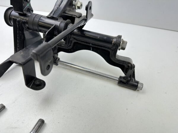 SUPPORTS MOTEUR KAWASAKI Z 300 2015-2017 – Image 4