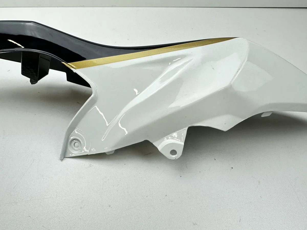 Carénage Arrière Droit SUZUKI GSX-R GSXR 1000 2009-2011 - Carénage - visuel 7