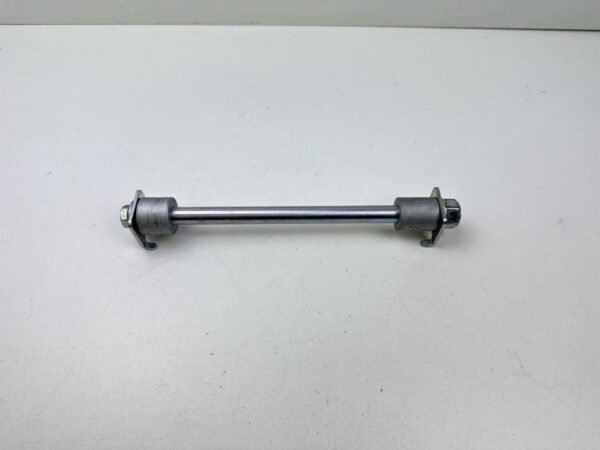 AXE DE ROUE ARRIERE HONDA CB 125 F 2015-2019