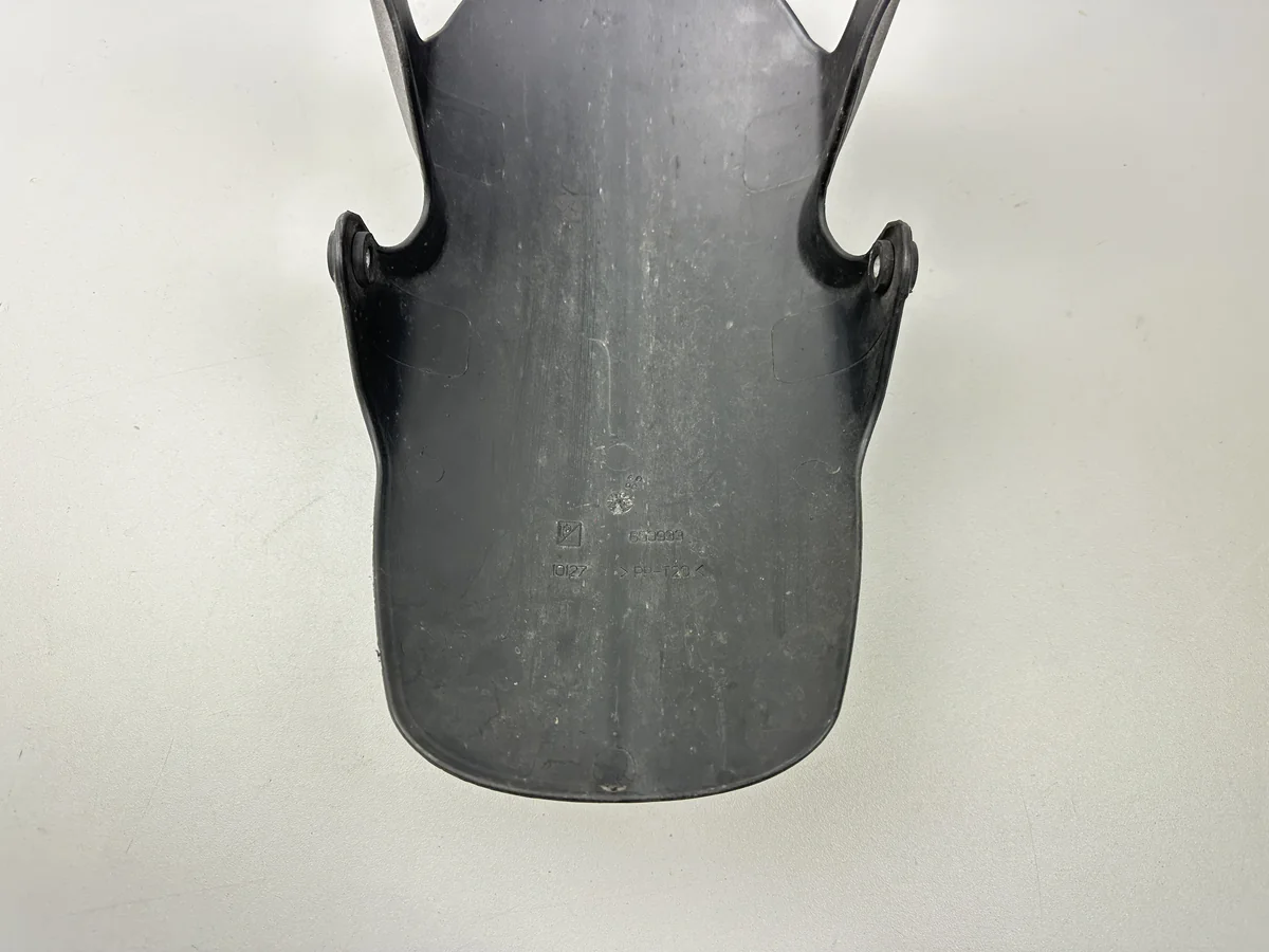 Dratom Parts piece moto 72 20241230 173031 GARDE BOUE ARRIERE PIAGGIO X7 125 2008-2010 – Image 4