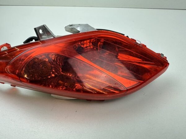 FEU ARRIERE GAUCHE YAMAHA X-MAX 125 2010-2014 – Image 9