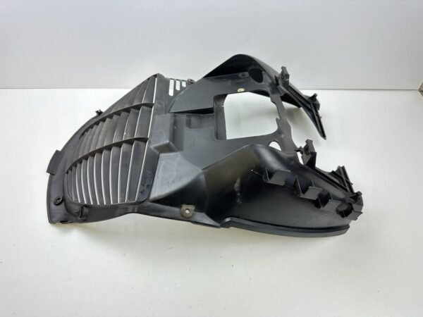 PLASTIQUE GRILLE RADIATEUR YAMAHA X-MAX 125 2006-2009 – Image 5