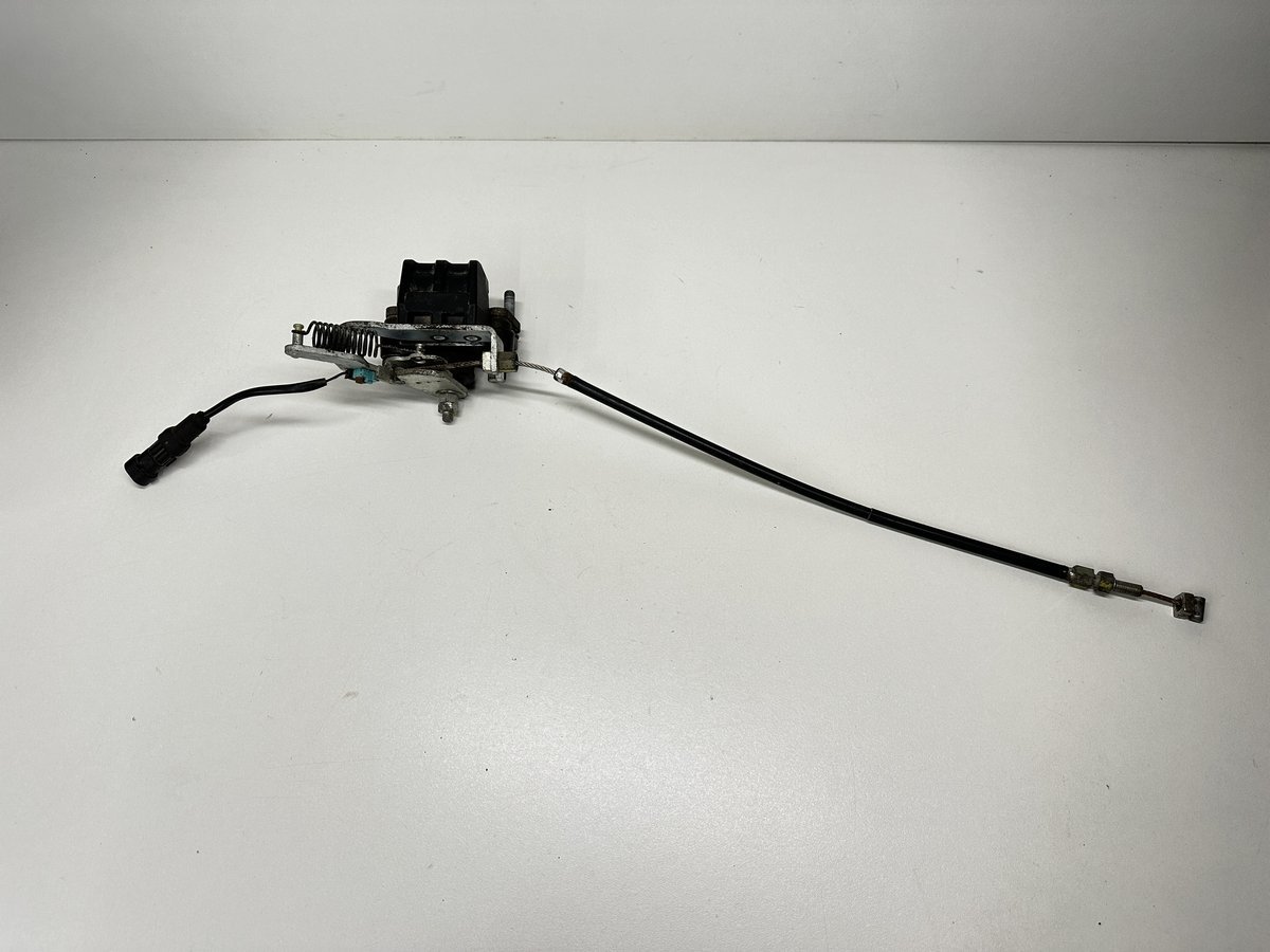 Dratom Parts piece scooter Piaggio MP3 300 2010 2011 2012 2013 2014 25 20241202 210921 ÉTRIER FREIN DE PARKING PIAGGIO MP3 300 IE LT 2010-2014