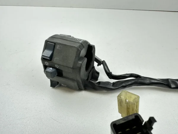 Pièce détachée piece moto d'origine contrôlée et testée - En stock chez Dratom Parts