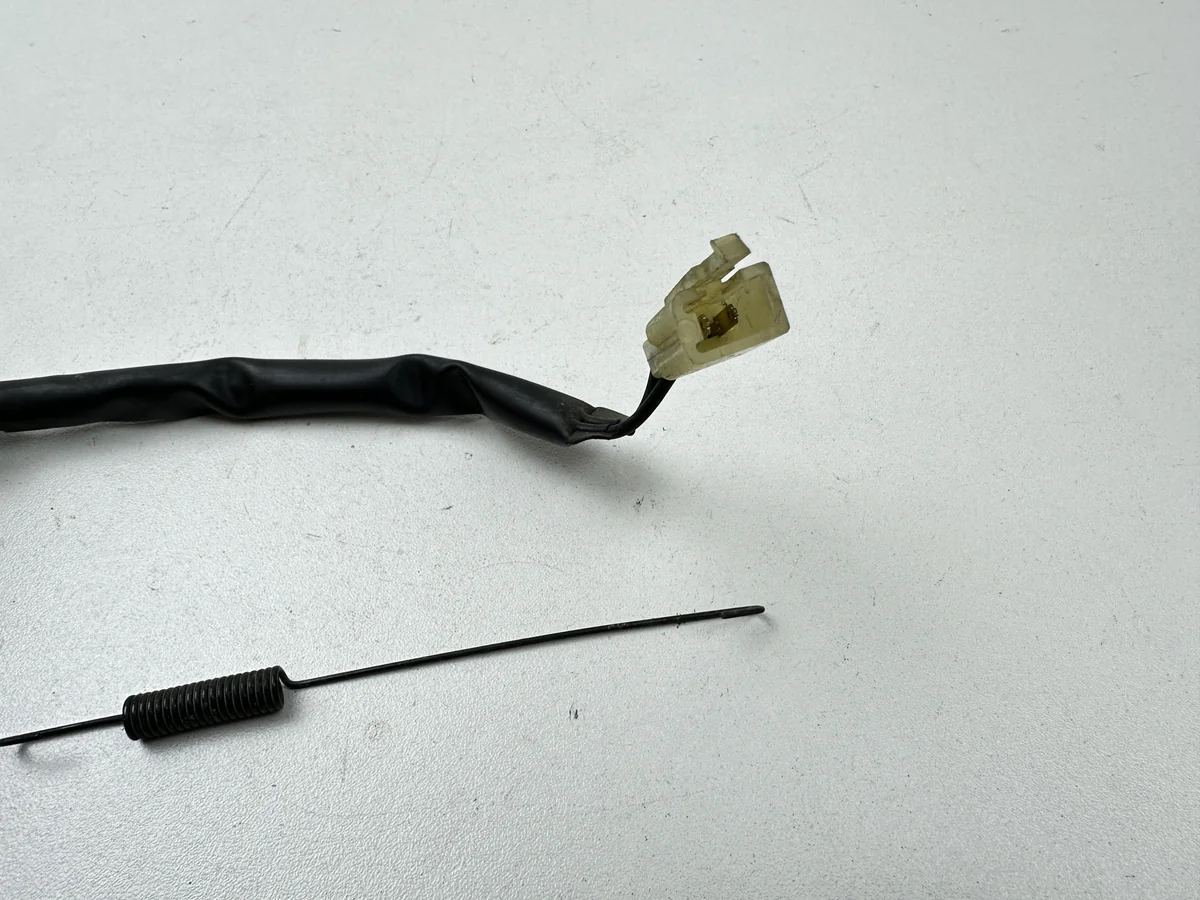 Dratom Parts piece moto 08 20 Pièce piece moto d'occasion authentique et vérifiée - Qualité garantie par Dratom Parts