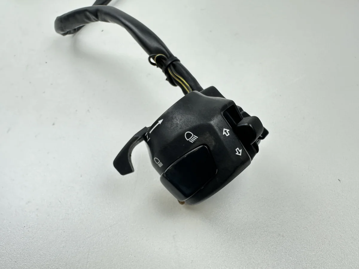 Dratom Parts piece moto 11 20250102 100316 Pièce détachée piece moto d'origine contrôlée et testée - En stock chez Dratom Parts