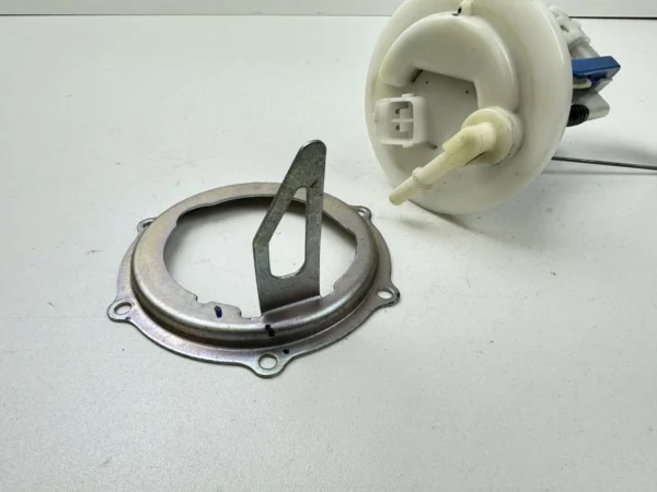 Composant piece moto d'occasion certifié en excellent état - Vendeur professionnel Dratom Parts