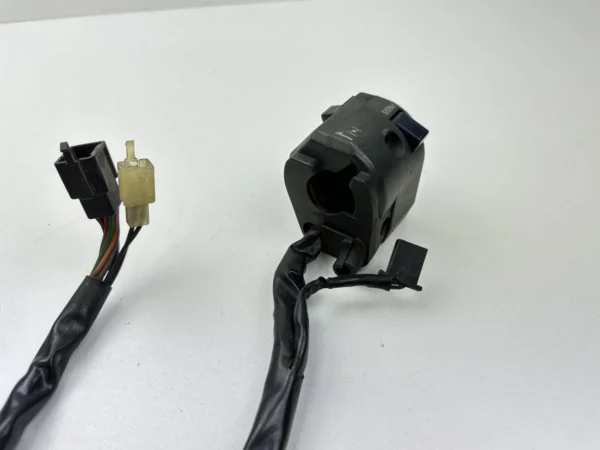 Pièce détachée piece moto d'origine contrôlée et testée - En stock chez Dratom Parts