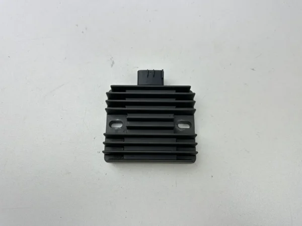 RÉGULATEUR TENSION KAWASAKI Z 1000 2007-2008