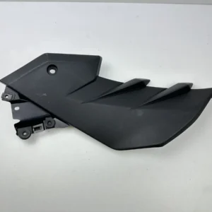CACHE PLASTIQUE SOUS SELLE GAUCHE KAWASAKI Z 300 2015-2017
