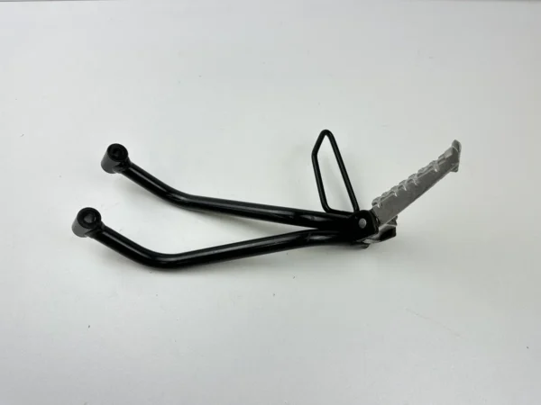 PLATINE REPOSE PIED PASSAGER GAUCHE YAMAHA YZF-R 125 2014-2018