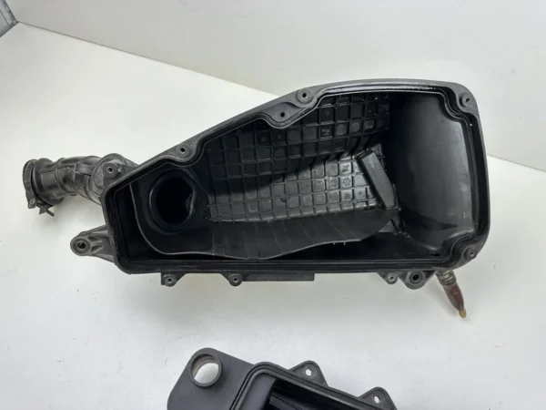 Composant piece moto d'occasion certifié en excellent état - Vendeur professionnel Dratom Parts