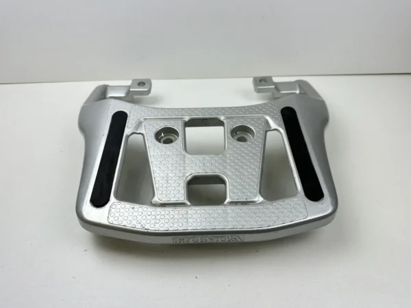 Composant piece moto d'occasion certifié en excellent état - Vendeur professionnel Dratom Parts