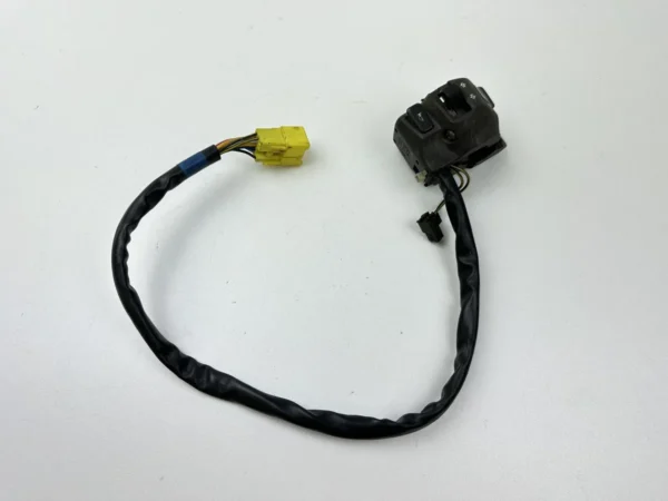 COMMODO GAUCHE SUZUKI 500 GSE 2001-2007