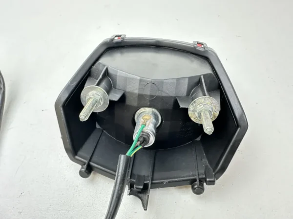 Pièce détachée piece moto d'origine contrôlée et testée - En stock chez Dratom Parts