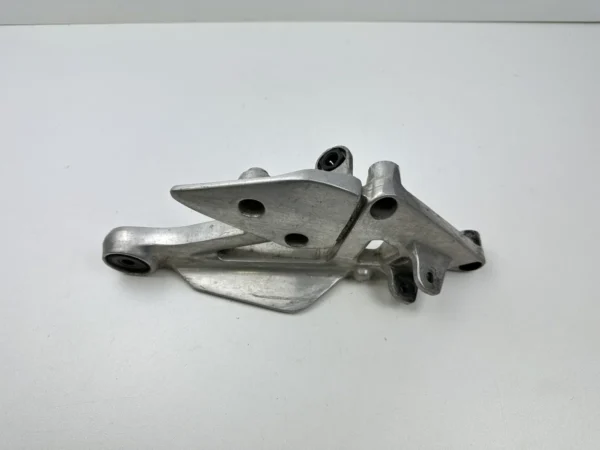 Composant piece moto d'occasion certifié en excellent état - Vendeur professionnel Dratom Parts