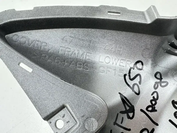 Composant piece moto d'occasion certifié en excellent état - Vendeur professionnel Dratom Parts