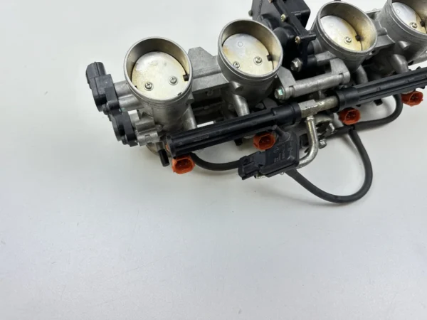 Pièce piece moto d'occasion authentique et vérifiée - Qualité garantie par Dratom Parts