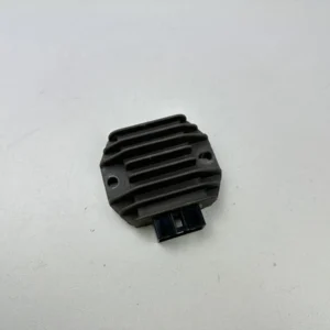 RÉGULATEUR DE TENSION YAMAHA X-MAX 125 2010-2014