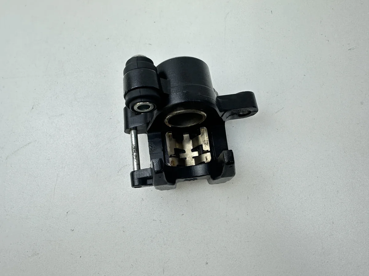 Dratom Parts piece moto 73 20250102 083415 Pièce moto piece moto occasion premium sélectionnée par expert - Boutique Dratom Parts